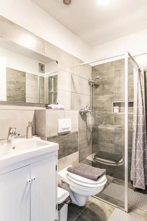 Nati Apartman Будапеща Екстериор снимка